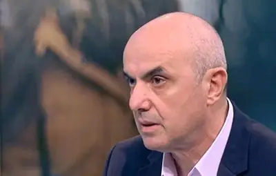 Д-р Масларски: Децата с коронавирус имат леки симптоми, но са заразни Д-р Масларски: Децата с коронавирус имат леки симптоми, но са заразни