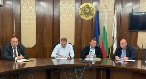 Община Русе мобилизира всички ресурси за справяне с последствията от проливния дъжд