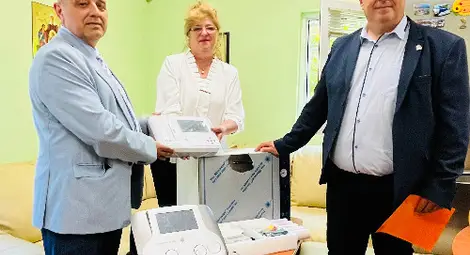 Ротари клуб Русе направи ценно дарение на дом "Приста" за възрастни с деменция и Алцхаймер