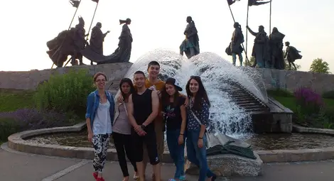 Ученици от Европейското станаха  съавтори на електронна книга