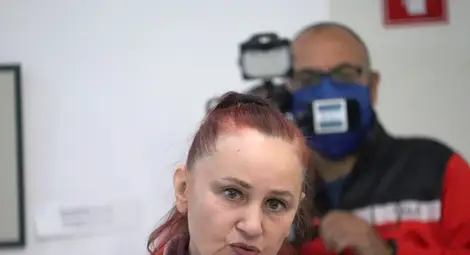 Иглика Пеева с нова стихосбирка и златна значка "Русе" /галерия/