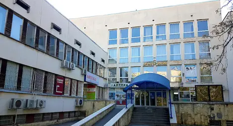 Спират плановия прием в болниците, намалява се срокът на карантината