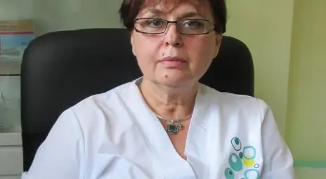Д-р Елена Вачева