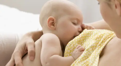 Д-р Итова говори за ползите от кърменето на лекция в &bdquo;Медика&ldquo;