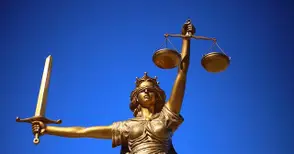 Разследващ полицай отива в прокурорските редици