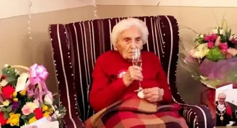 105-годишна жена: Тайната на дълголетието е да избягваш мъжете