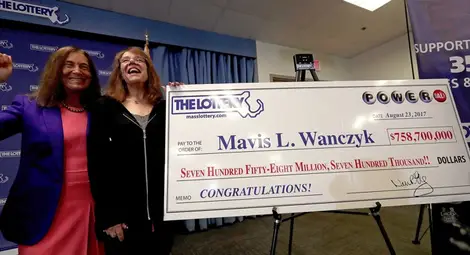 Късметлийка спечели $ 758,7 млн. от лотарията Powerball в САЩ Късметлийка спечели $ 758,7 млн. от лотарията Powerball в САЩ