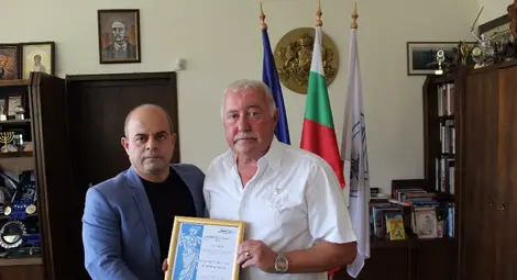 Кулеманс с две златни титли за 60-ия си рожден ден