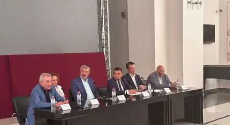 Инвестицията на „Булмаркет“ в ЛВЗ ще надхвърли 100 милиона лева Инвестицията на „Булмаркет“ в ЛВЗ ще надхвърли 100 милиона лева