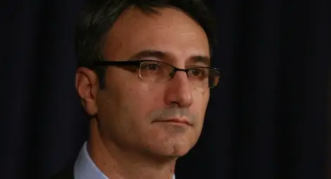 Подставени лица ли са купувачите на БТК? /видео/