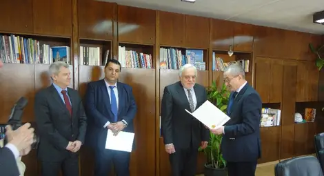 Акад. Пламен Карталов беше удостоен с плакет на областен управител на област Русе