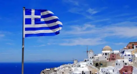 Какво включва задължителният формуляр за пътуване в Гърция от 1 юли?