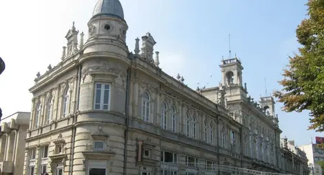 Шуменската &bdquo;Гарант Строй&ldquo; ще ремонтира Доходното