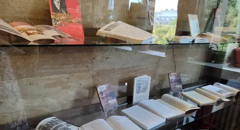 Библиотеката посвети изложба на автора на &bdquo;Всичко, което преживях по-късно, вече се бе случило в Русчук&ldquo;