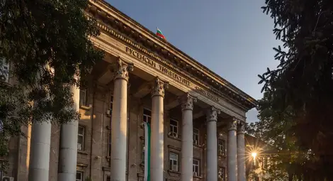 Конкурс събира творби на тема "Русенският университет през моите очи"