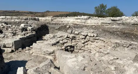 Императорски печати, съд за магическа течност - изложба показва находките в Кале Широково