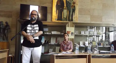 Синът на поета Роман Кисьов говори за своя баща. Снимка: РБ &bdquo;Любен Каравелов&ldquo;