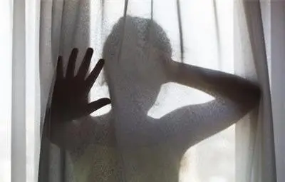 Арестуваха в Италия българин, издирван за изнасилване Арестуваха в Италия българин, издирван за изнасилване