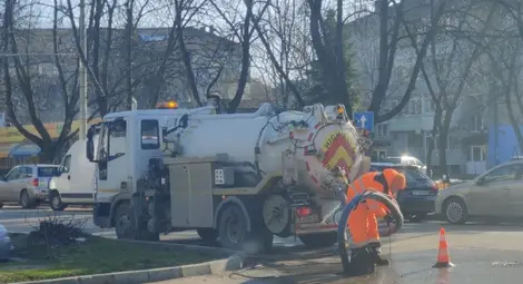 Община Русе с интензивен график за ремонти и почистване на градската среда