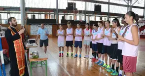 Диригентка от чужбина идва на проби в „Дунав 8806“