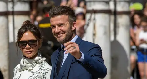 Дейвид и Виктория Бекъм по-влюбени от всякога на яхтата на Елтън Джон