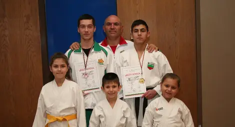 Каратето в &bdquo;Приста&ldquo; напомни за себе си титла и бронз