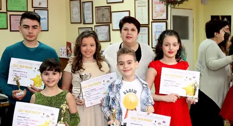 Пет награди донесоха &bdquo;Слънцата&ldquo;  от международен фест в Букурещ