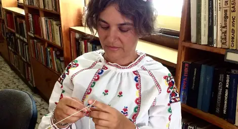 Мария Киара от Рим вплете в шарен хамак Щръклево и българските песни