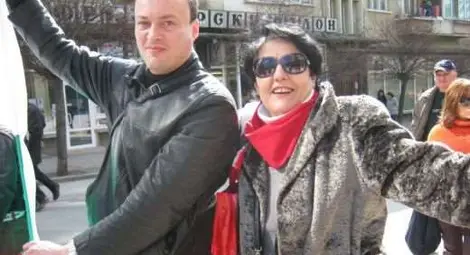 Търновец си плати сметката ток с 15 кила монети