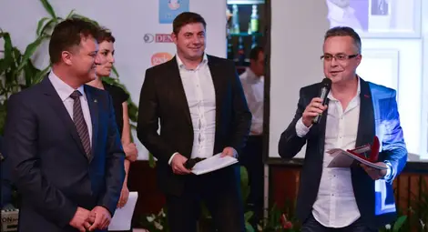 Д-р Деян Славов с националния приз &bdquo;Мениджър на дентален кабинет&ldquo;