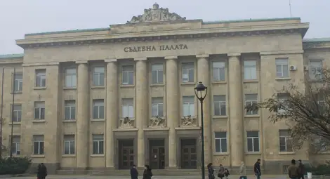 Подсъдим за второ убийство иска да чака делото на свобода