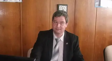 Юлиян Петров