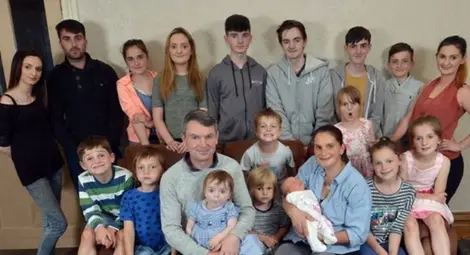 Семейство очаква 20-ото си дете 