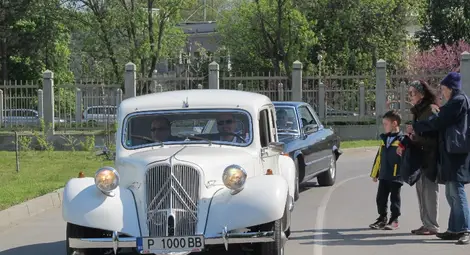 Русе се готви за нов парад на ретро автомобили Русе се готви за нов парад на ретро автомобили