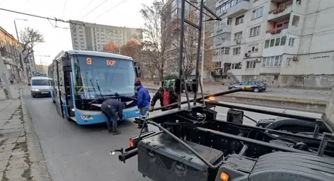 Проблем в софтуера предизвика първата повреда на новите електробуси в Русе /галерия/