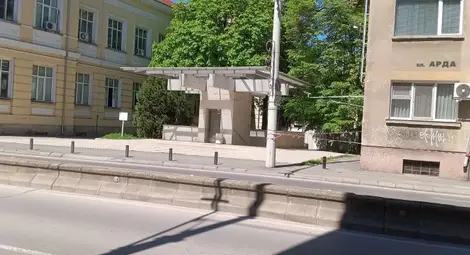 Липса на договор с фирма за поддръжка спря асансьорите в подлеза на &bdquo;Скобелев&ldquo;