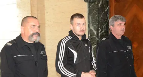 Върховните съдии: С 20-сантиметров нож в корема няма как да не се цели смърт Върховните съдии: С 20-сантиметров нож в корема няма как да не се цели смърт