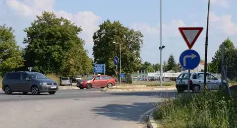 Два нови &bdquo;бисера&ldquo; объркват  шофьори по улиците на Русе