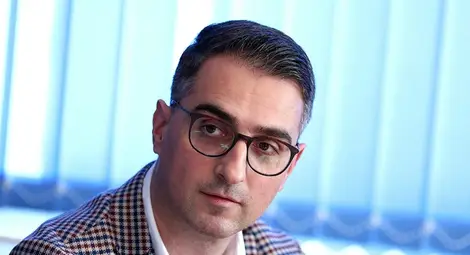 Ивайло Кадишев Ивайло Кадишев