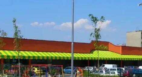 Мошениците, измамили &bdquo;Карфур&rdquo; с подменени етикети на водка, удариха и &bdquo;Пикадили&rdquo;