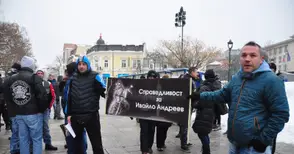 Съпругата на обвинен за смъртта си рокер: Чувствам се обидена, ще се боря докрай за справедливост