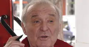 С приятели като ветераните си ЦСКА няма нужда от врагове