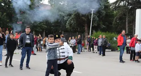 Екзарх Йосиф почете Ботев и героите на българската свобода и независимост с паметник на поета-революционер /галерия/