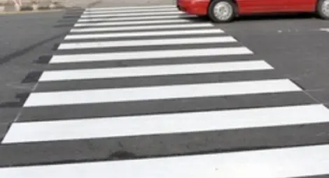 Две жени блъснати на пешеходни пътеки