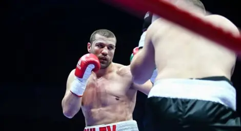 Тервел Пулев ликува в Берлин, нокаутира грузинец 