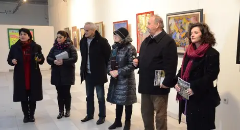 Картини на сръбски художници връщат летен полъх в галерията