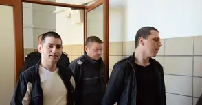 222 месеца затвор за крадлива гей двойка