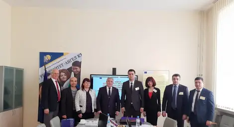 Преподаватели от Душанбе се обучават на иновации в Русенския университет