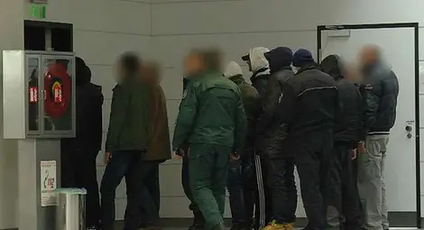 13 българи, задържани при операция "Шок-2", са екстрадирани с полет до Рим