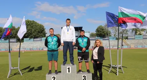 Две дунавски титли на турнира &bdquo;Младост&ldquo;